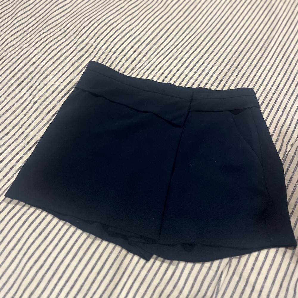 Banana Republic Navy Shorts, Size 8